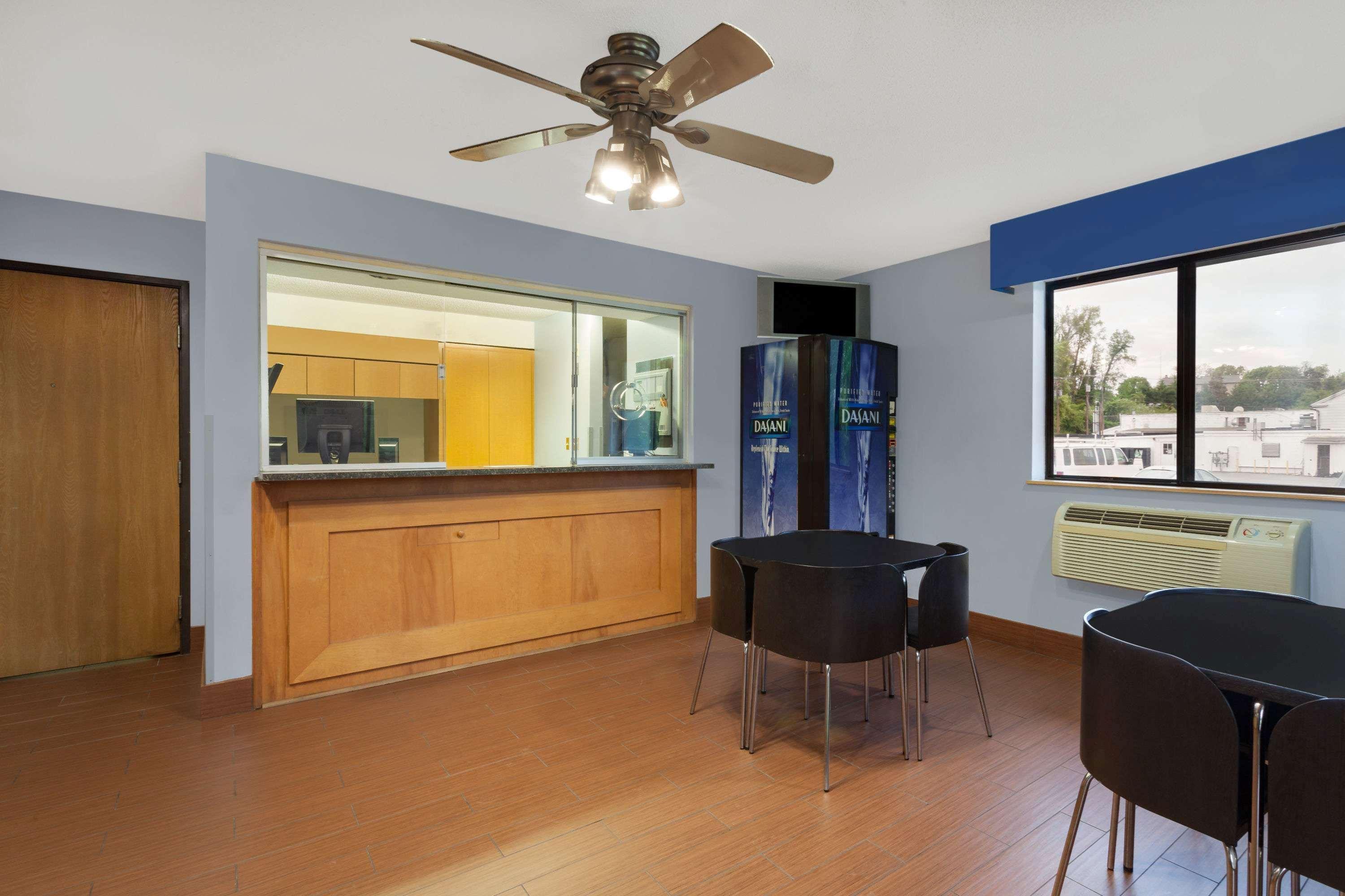 Super 8 By Wyndham Havre De Grace Aberdeen Area Екстериор снимка